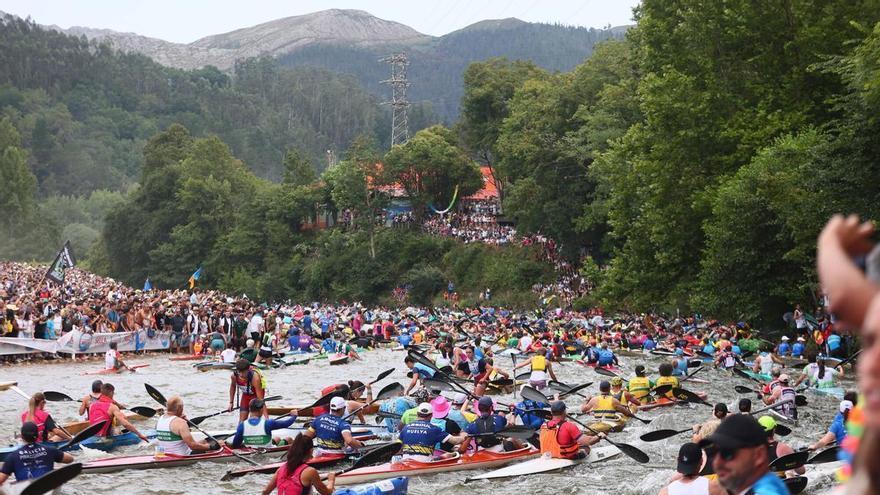 "La mejor fiesta de Asturias" toma Arriondas y desborda el Sella