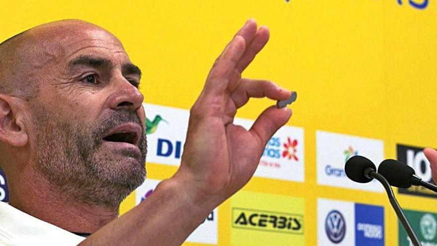 Paco Jémez en una rueda de prensa.