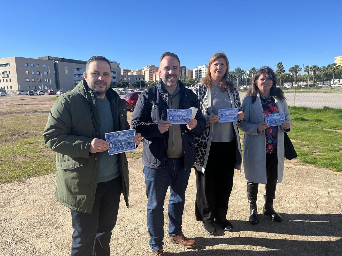 López, Simó, Puerta y Ribera, este viernes en el solar destinado al nuevo conservatorio, en Castelló.