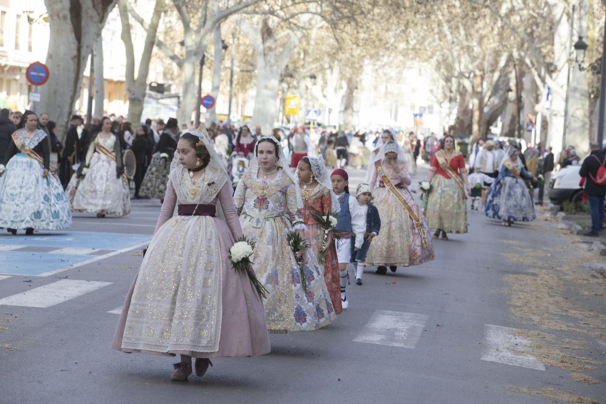 Búscate en la multitudinaria Ofrenda del sábado 22 de marzo en Xàtiva