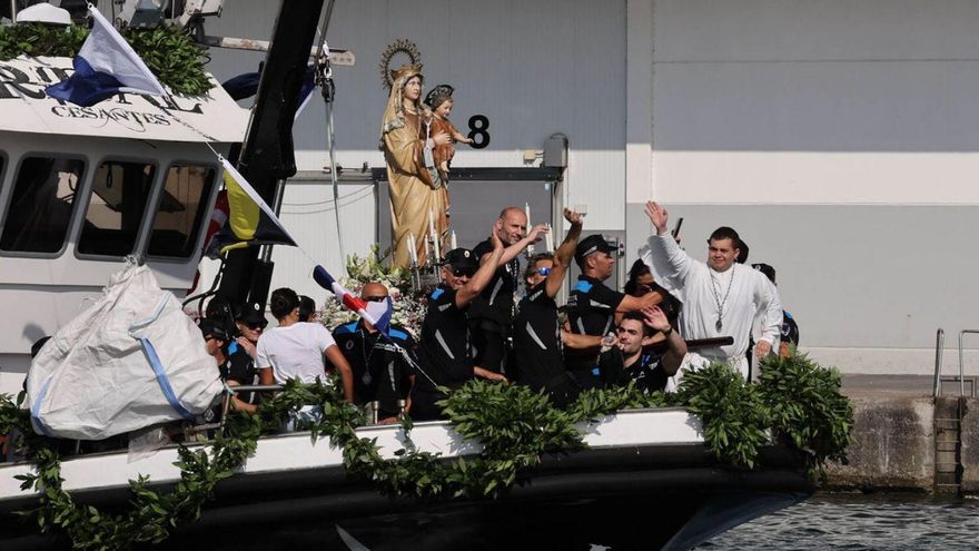 Fervor por la patrona, en tierra y mar
