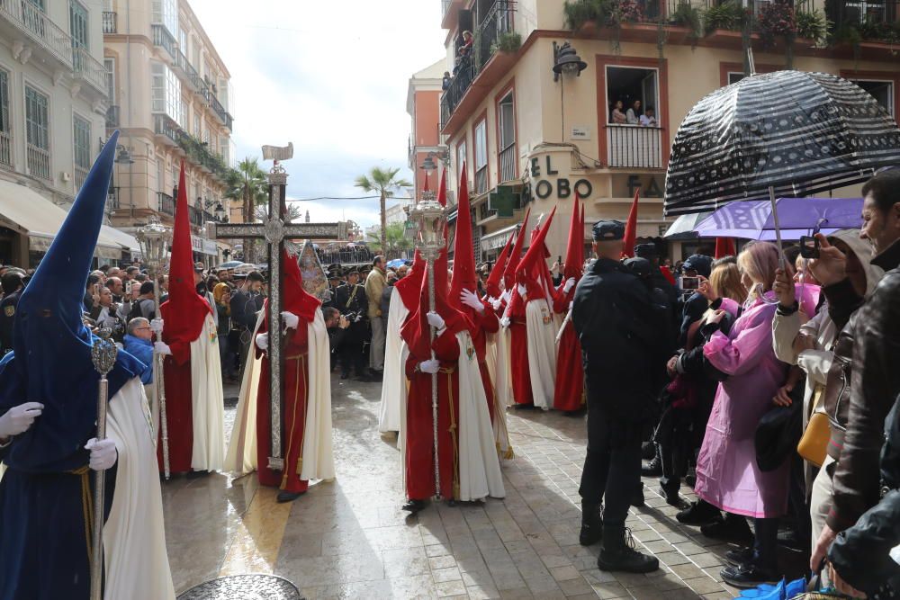 Las imágenes de la procesión de la Sagrada Cena, en el Jueves Santo de la Semana Santa de Málaga