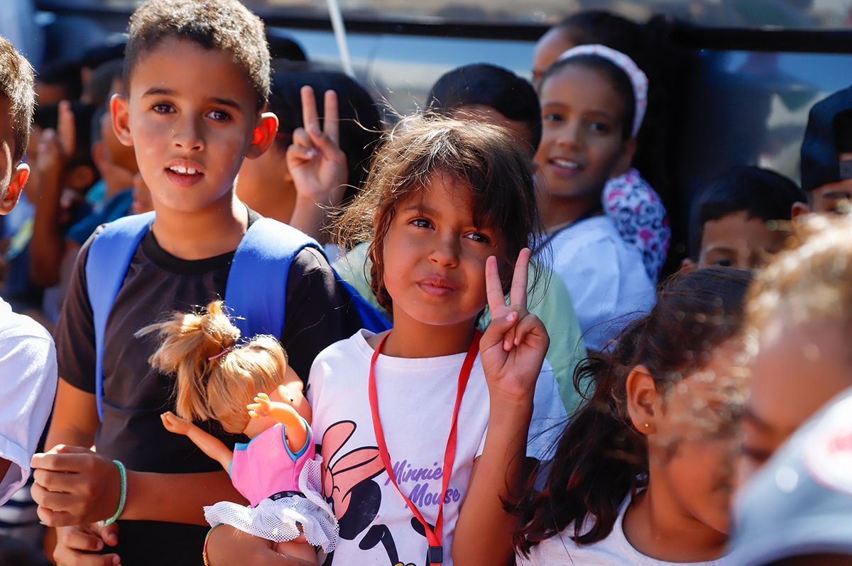 Emoción en la despedida de los niños Saharauis