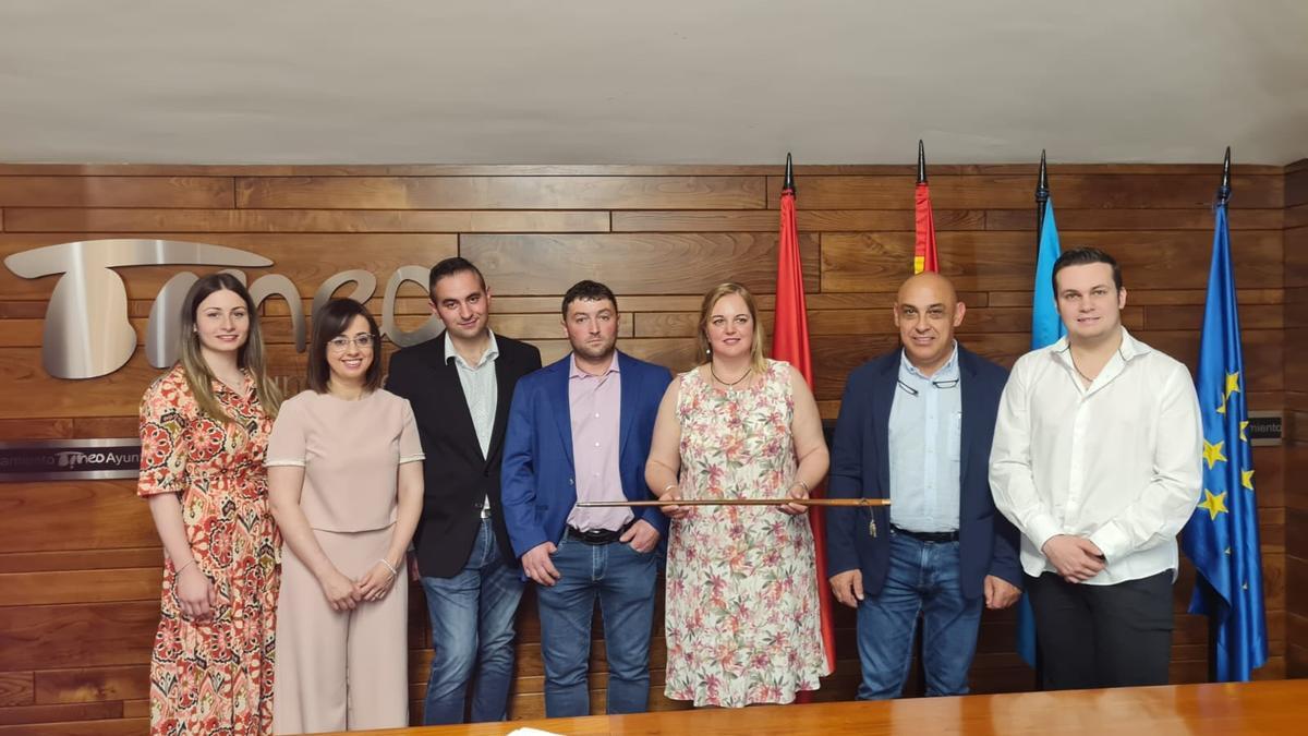 Por la izquierda, Jimena Fernández, Karina Pelaéz, Pablo Fernández, Raúl Fernández, Luis López y Sergio Martínez.