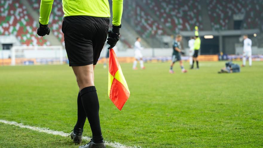 Hospitalizado un árbitro en Burgos tras ser agredido por el padre de un jugador cadete