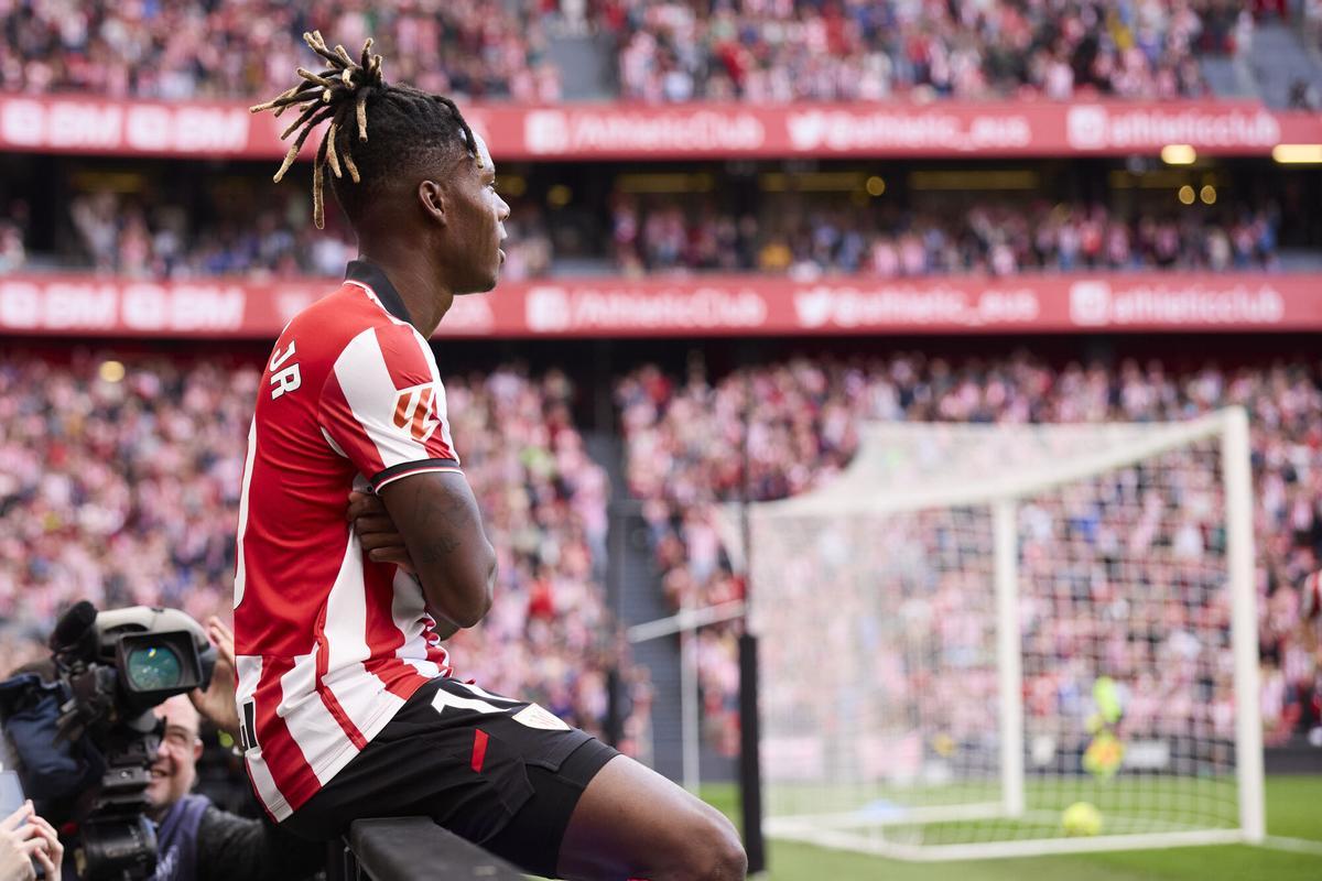 Nico Williams da aire al Athletic y pone colista al Oviedo.