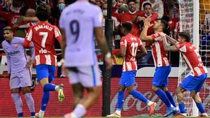 El Barça navega a la deriva