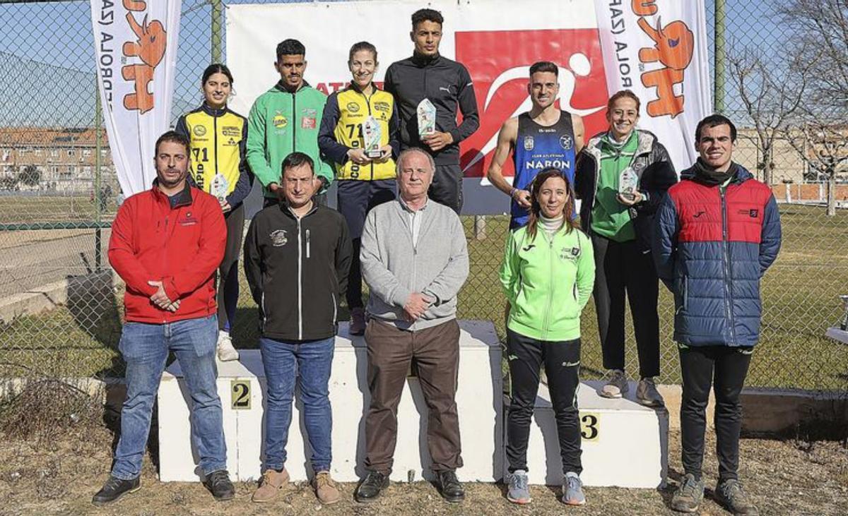 Uno de los podios del Cross de San Sebastián. | SERVICIO ESPECIAL