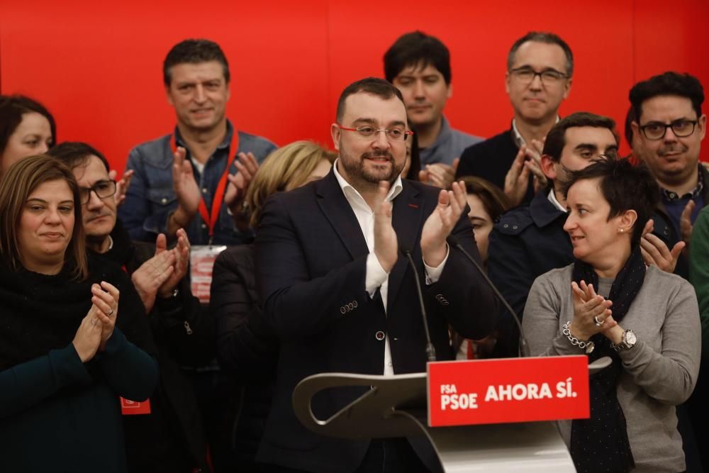 Celebración de la victoria electoral de los socialistas asturianos.