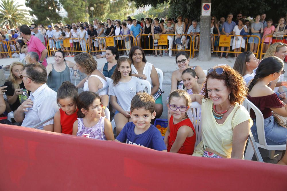 Búscate en los palcos de la Batalla de Flores 2017