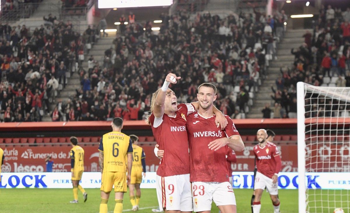 Revive la victoria del Real Murcia frente al Alcorcón, en imágenes