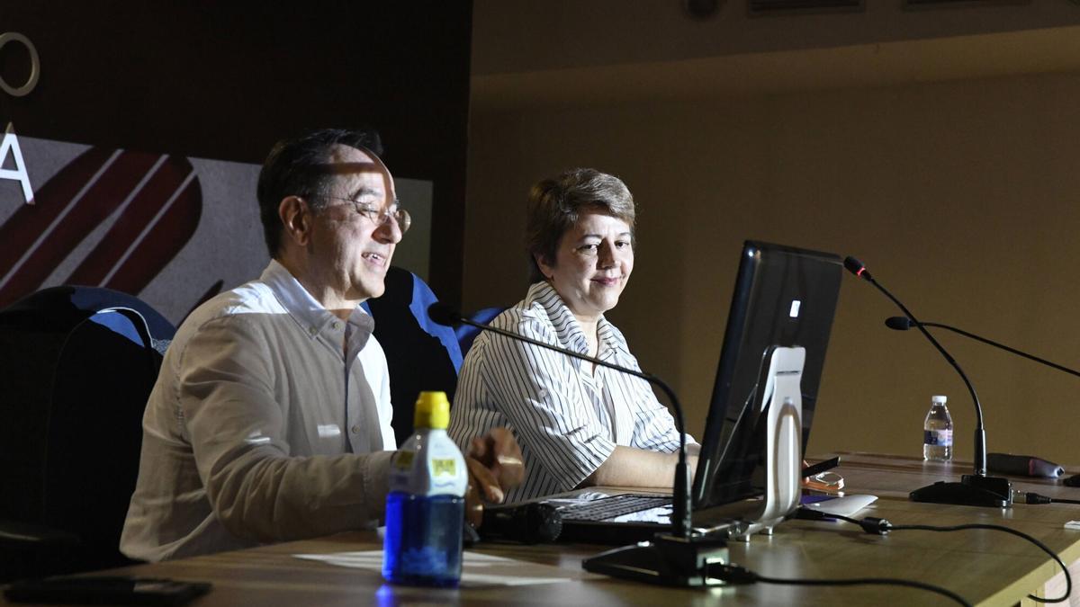 Paco Díez y Teresa Fernández, en La Alhóndiga.