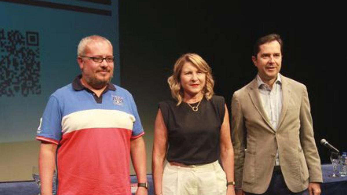 Cesar Fernández, Olga Mojón y Jacobo Sutil. | //IÑAKI OSORIO