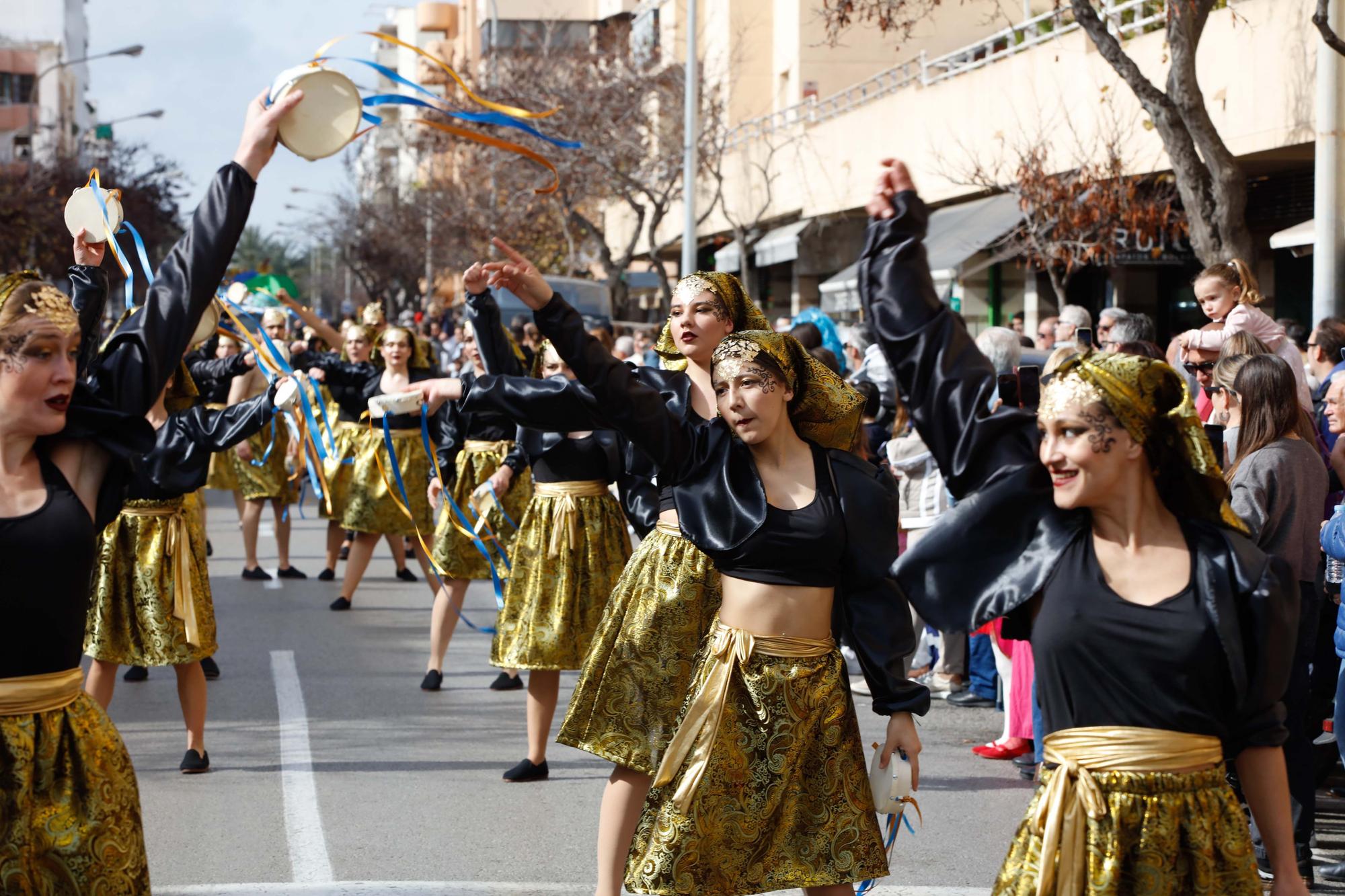 Todas las imágenes de la rúa del Carnaval de Ibiza 2023