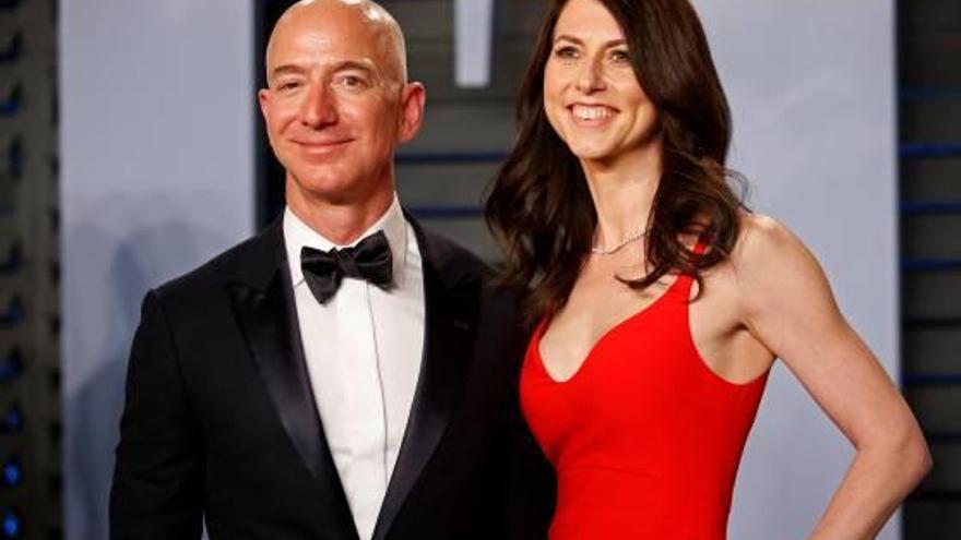 Jeff Bezos, amb la seva dona Mackenzie.