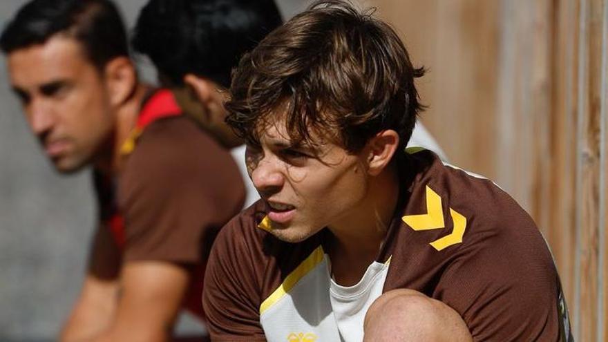 Amatucci, el faro de la UD Las Palmas que pincha Eros Ramazzotti en la caseta