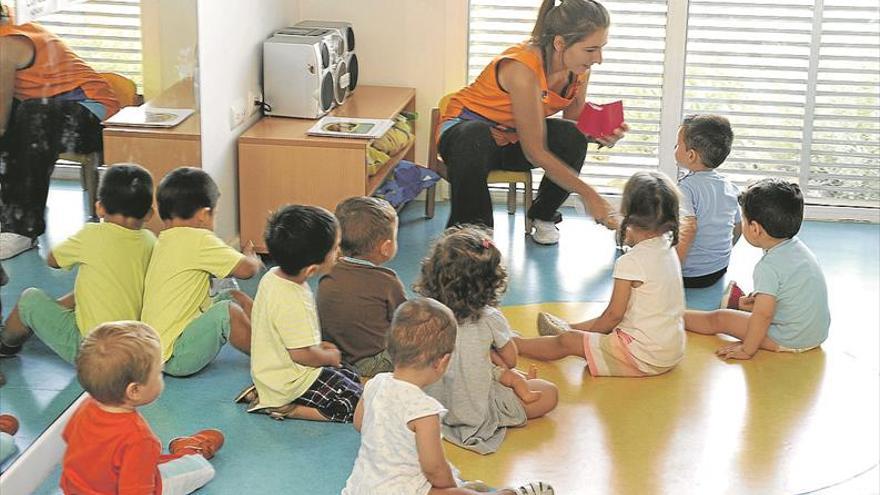 Familias de Castellón reciben 1.000 € en la renta para costear las escuelas infantiles