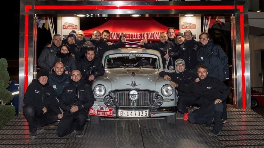 Los coches históricos de Seat brillan en Montecarlo