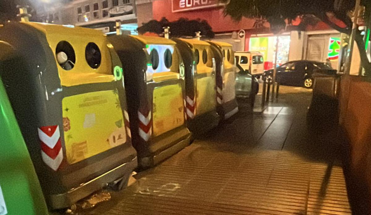 Imagen de contenedores del municipio.