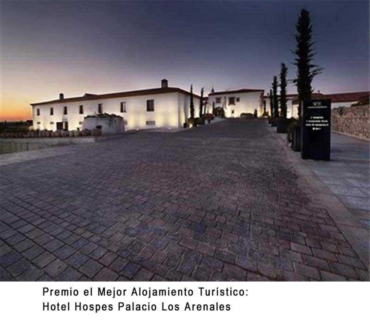 El Cerezo en Flor y la productora HBO, premios de turismo de El Periódico Extremadura