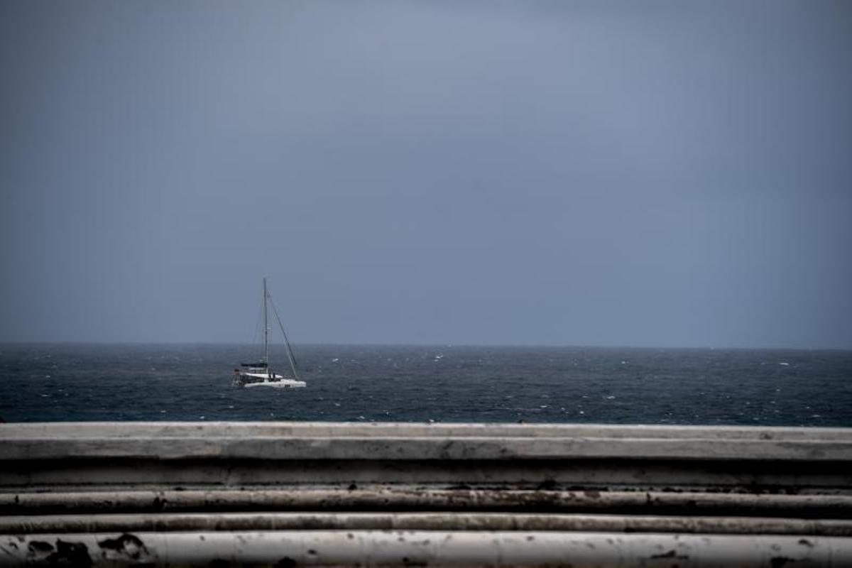 LAS PALMAS GRAN CANARIA 17-01-19 LAS PALMAS DE GRAN CANARIA. METEOROLOGIA. LLuvia y arcoiris.    FOTOS: JUAN CASTRO  | 18/01/2019 | Fotógrafo: Juan Carlos Castro