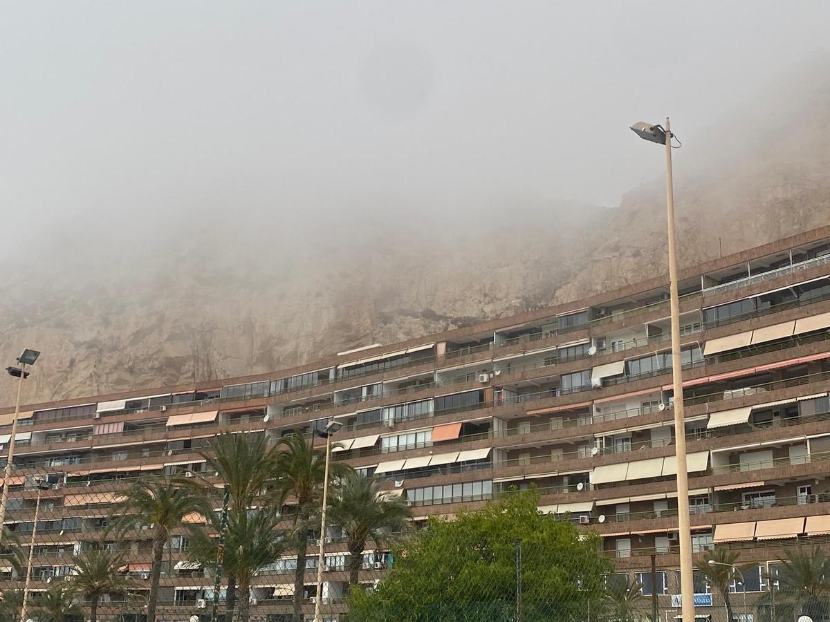 Niebla en Alicante.