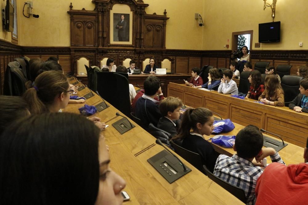 Participantes en el Pleno infantil de Gijón