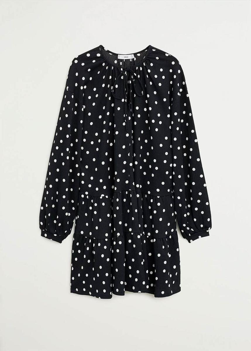 Vestido estampado corto de Mango. (Precio: 22, 99 euros. Precio rebajado: 15, 99 euros)