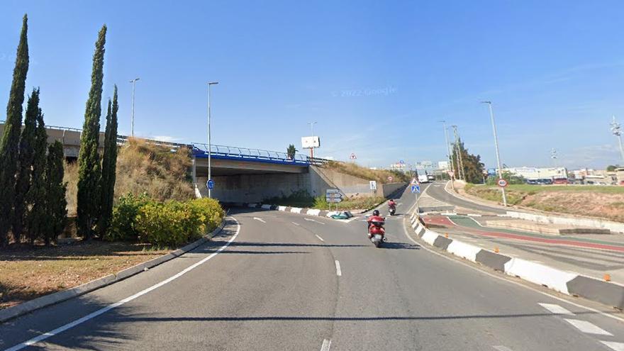 Herido en Castelló: Un agente de la Guardia Civil en la UCI tras ser arrollado en una rotonda de acceso a Salera