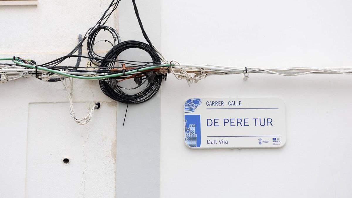 Foto de la calle de Pere Tur en Dalt Vila