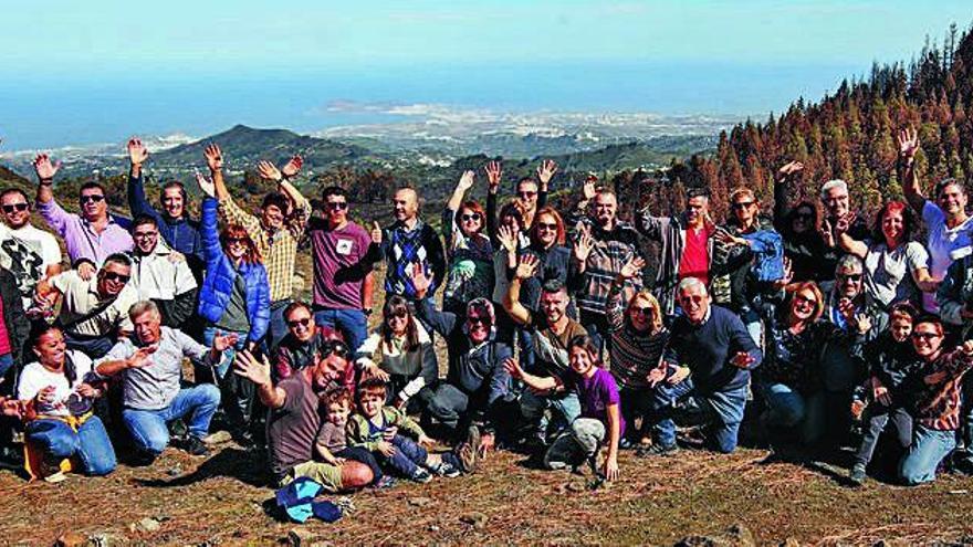 Otros 798 árboles plantados en la Cumbre