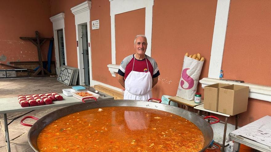 Un arroz para 200 personas abrió el apetito en Colombres