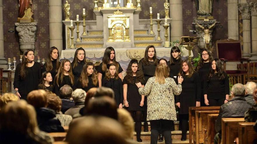 &quot;Pecolinos&quot; cierra la Navidad con el concierto de Reyes