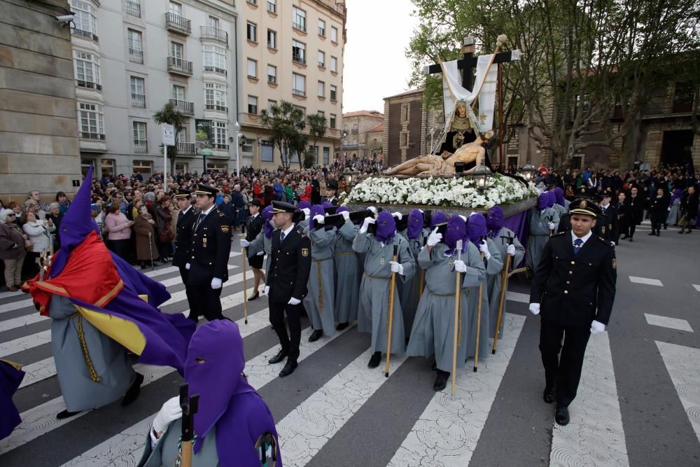 Procesión del Viernes Santo en Gijón