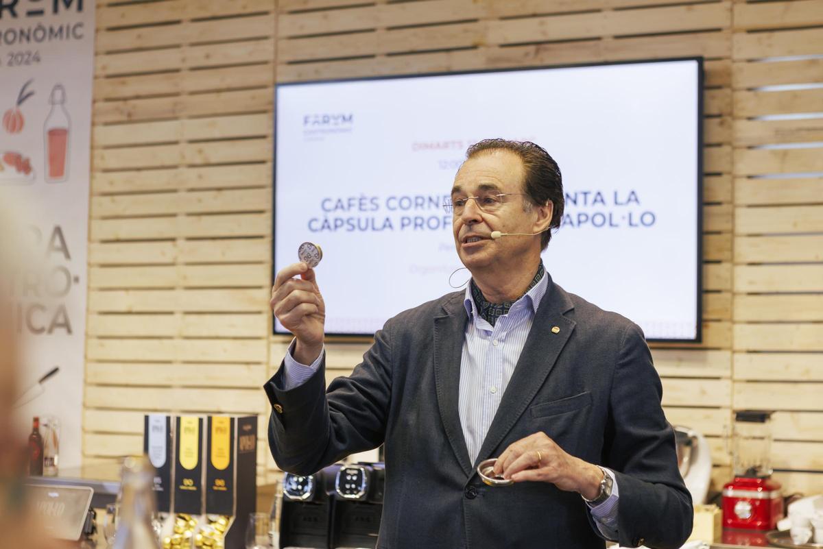 Pere Cornellà presentant la nova càpsula en el marc del Fòrum Gastronòmic de Girona.