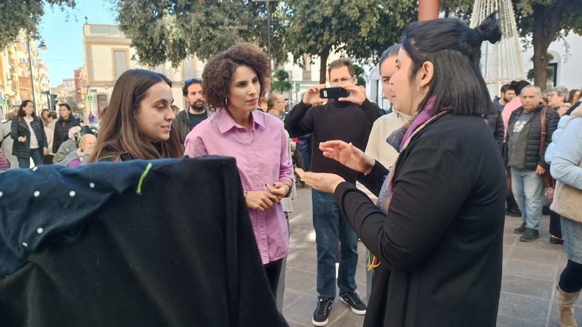 Exposición "¿Qué llevabas puesto? (cuando fuiste agredida sexualmente)" en Quart de Poblet