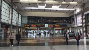 tren madridLas empresas comerciales de Vialia cifran en hasta por encima del 60% el descenso en ventas que acumulan desde que se produjo el trágico accidente en Adamuz.