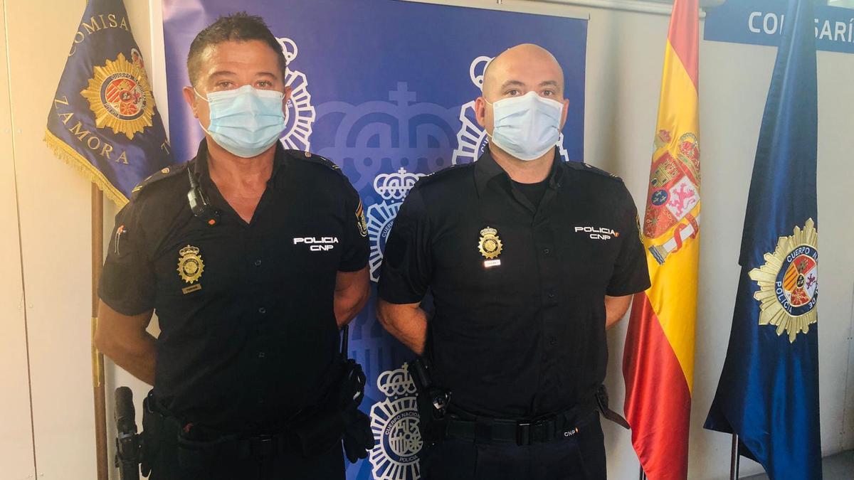 Dos policías narran el rescate de una mujer en el Duero.