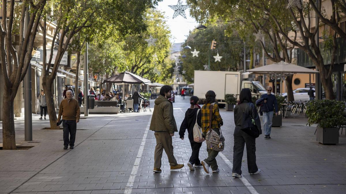 Cort eliminará este año el conflictivo carril bici de Blanquerna.