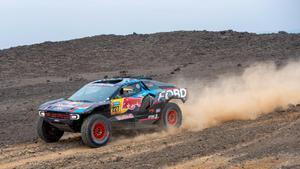 Nani Roma se situa segon i es reenganxa a la lluita  pel Dakar