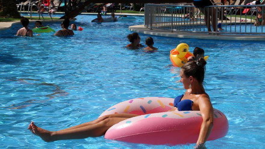 Una turista en un hotel de Lloret de Mar