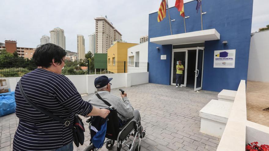 El centro Pepita Esperanza Llinares Llorca, donde tienen su sede varias entidades sociales.