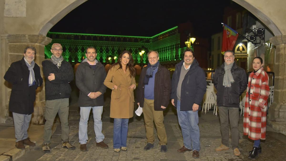 El jurado: De izq. a dcha: Jaén, Linares, Simón, Sánchez, Álvarez (presidente), Bueno (secretario), Movilla y Benítez.