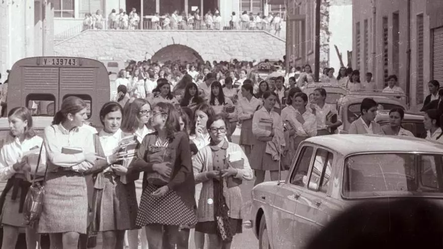 Hace 50 años en Alicante. Del 2 al 8 de marzo de 1976: Los profesores se movilizan y piden derechos