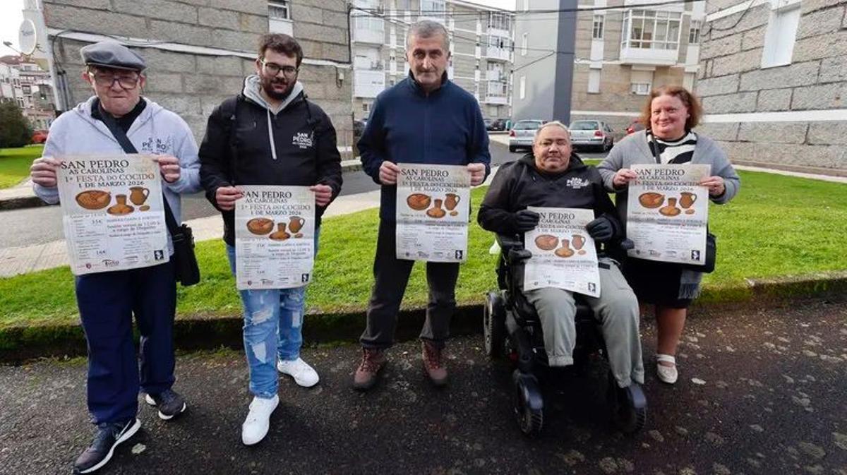 Miembros de la comisión organizadora.