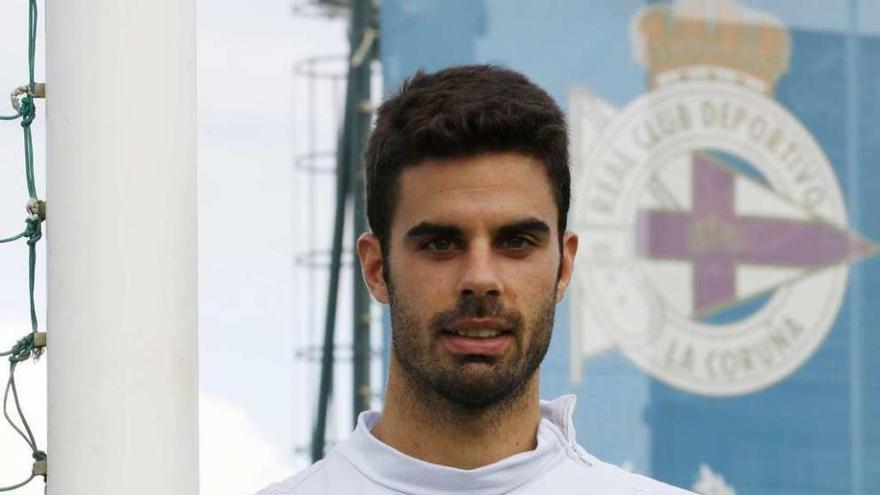 Juan Domínguez, ayer tras el entrenamiento en la ciudad deportiva de Abegondo.