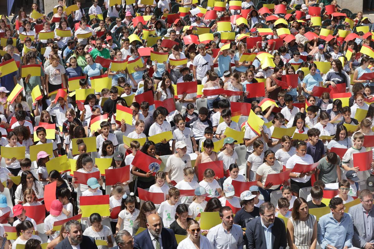 Un millar de escolares mallorquines reivindican el "valor cultural" de La Balanguera en la Misericòrdia de Palma