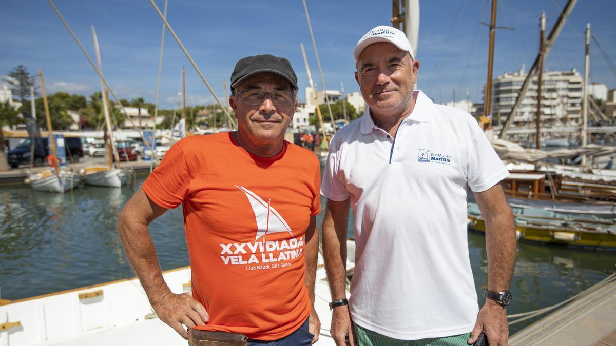 Evarist Coll (izquierda) y Xicu Castelló se han desplazado desde Menorca y Formentera para participar en la Diada.