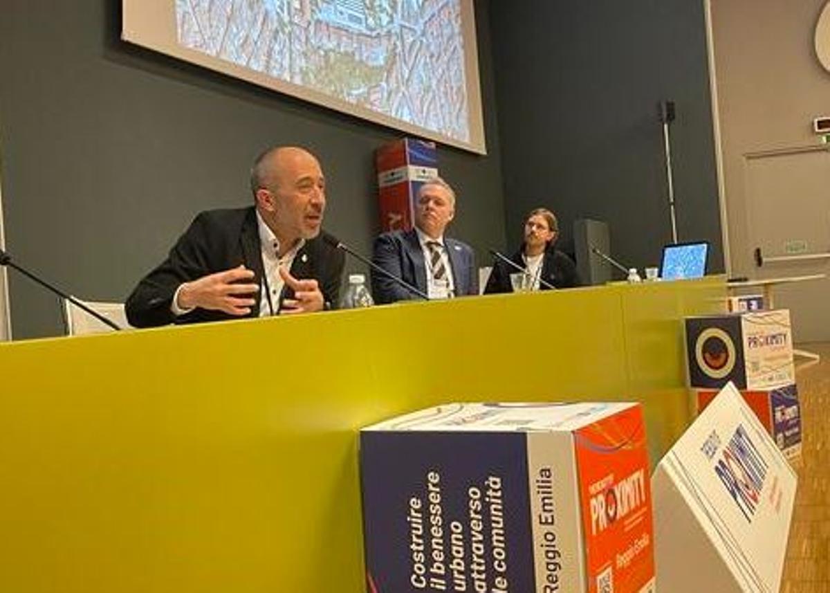 L'alcalde Marc Aloy durant la seva intervenció a la trobada de ciutats europees