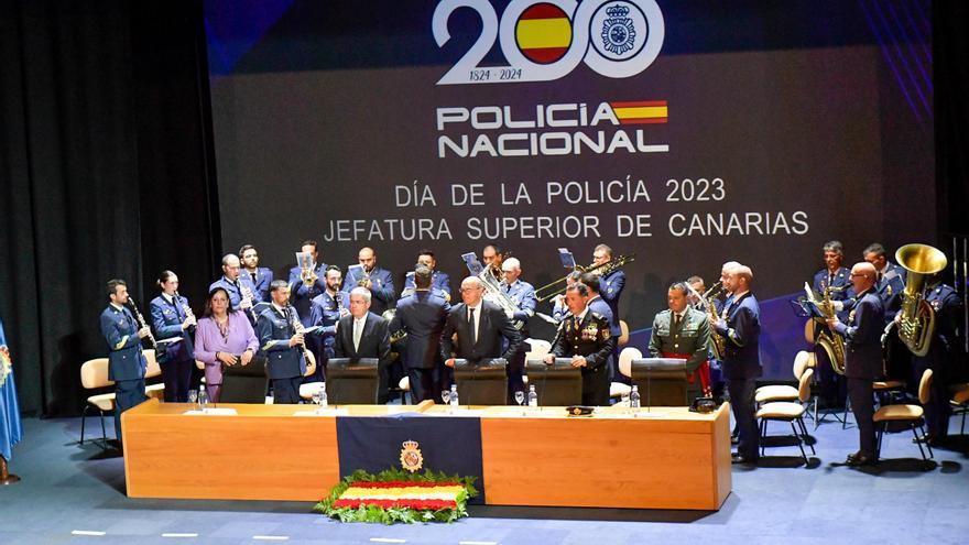 Acto del Día de la Policía en San Bartolomé de Tirajana